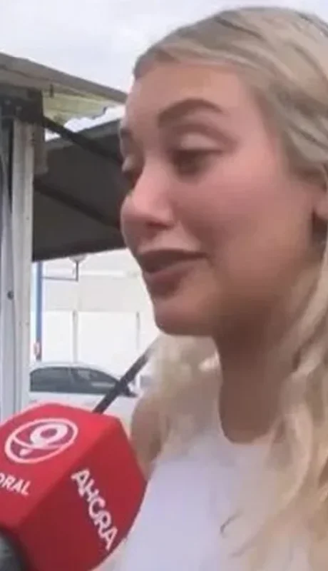 La joven que devolvió el dinero