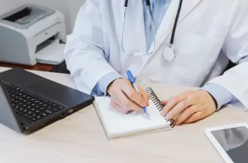 Otras prepagas retrotraen los aumentos pautados para mayo