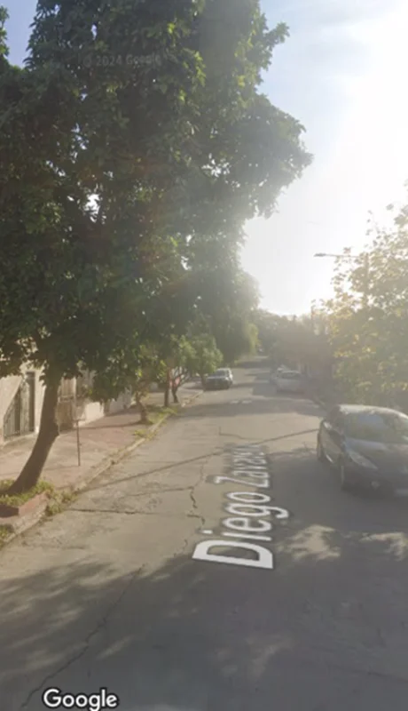 Calle Zavaleta al 900, Córdoba /