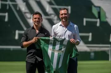 Banfield perdió con el colero Aldosivi y echó a su entrenador