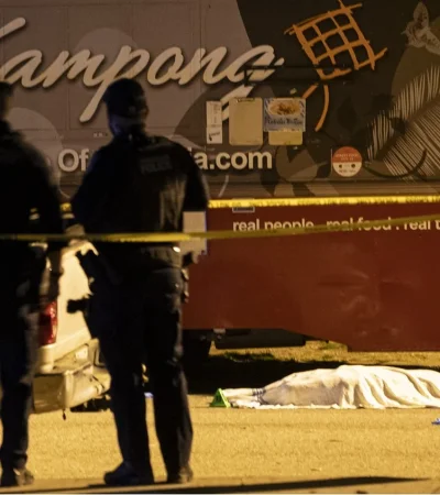 Cadáveres en las calles.