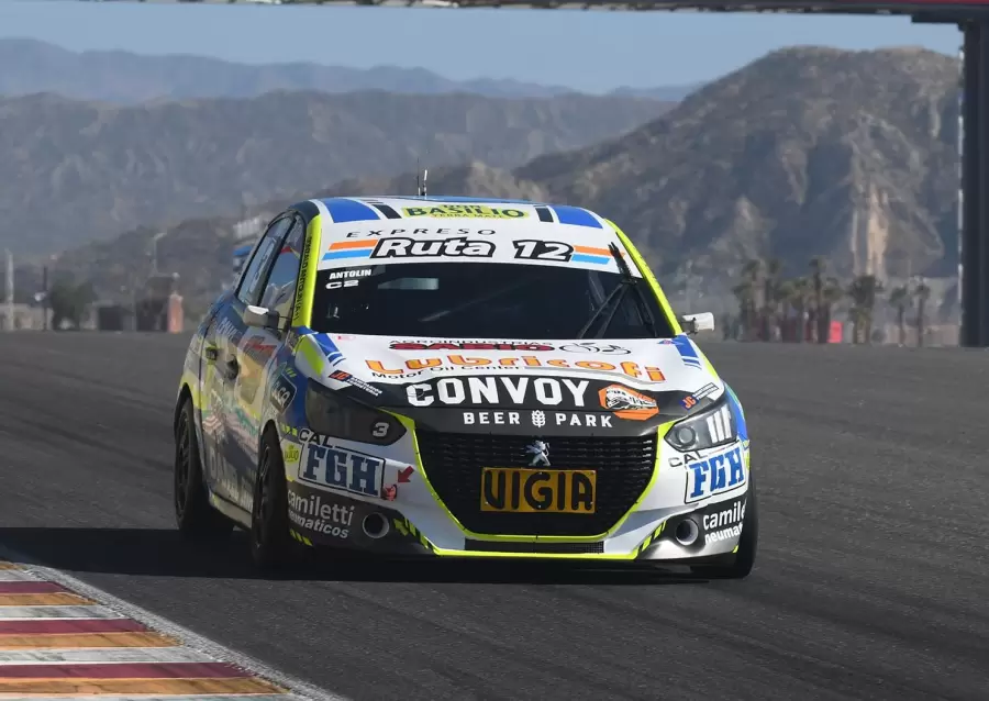 Gonzalo Antolín debió abandonar en la Clase 2