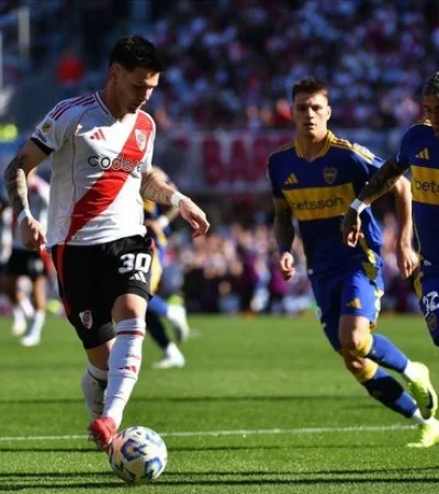 River y Boca juegan un nuevo Superclásico del fútbol argentino