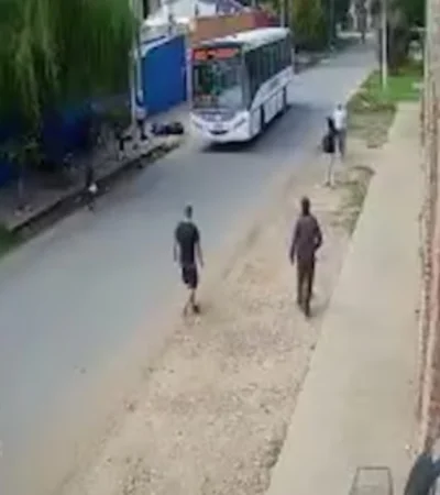 Los ladrones robaron dinero en efectivo y una caja de cigarrillos.