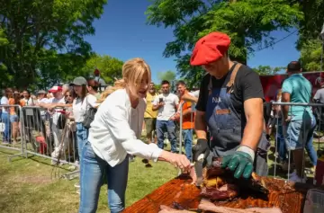 La Fiesta del Costillar Criollo llega el finde largo del 1° de mayo: shows, música y feria
