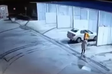 Tragedia: un padre y sus dos hijas murieron sepultados mientras lavaban el auto