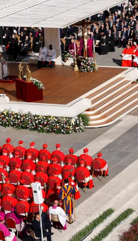 El cónclave será el 7 de mayo/