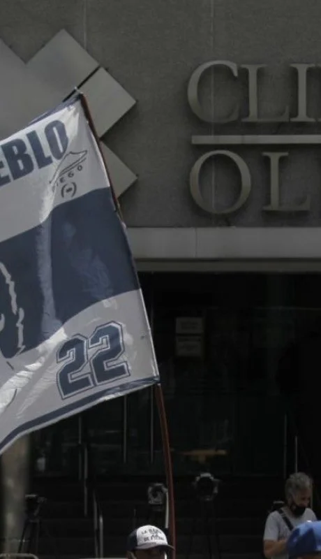 Maradona fue operado en la Clínica Olivos