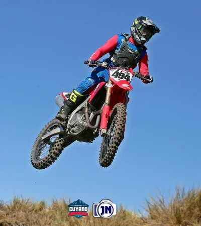 Hermosa postal del motocross