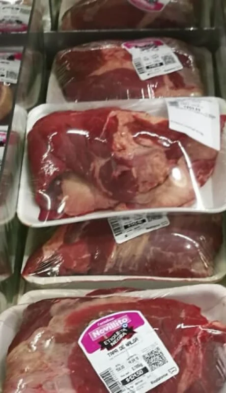 Carne importada de Brasil.
