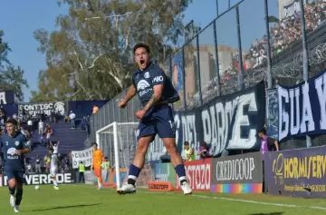 Independiente Rivadavia venció a Defensa y Justicia en un partidazo