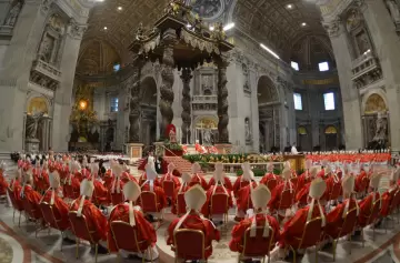 El mundo mira al Vaticano a la espera de que defina un nuevo Papa esta semana