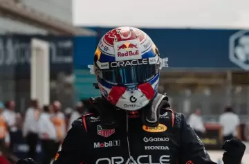 Verstappen impone su dominio en Miami y larga primero el domingo