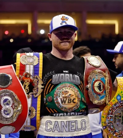 Canelo el supercampeón.