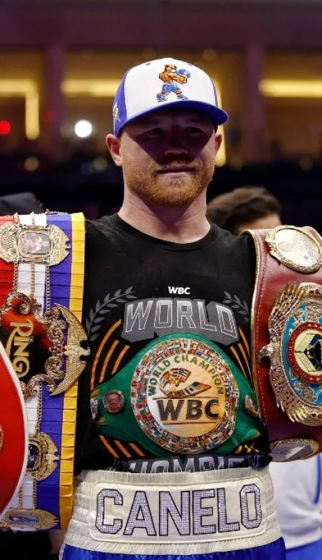 Canelo el supercampeón.