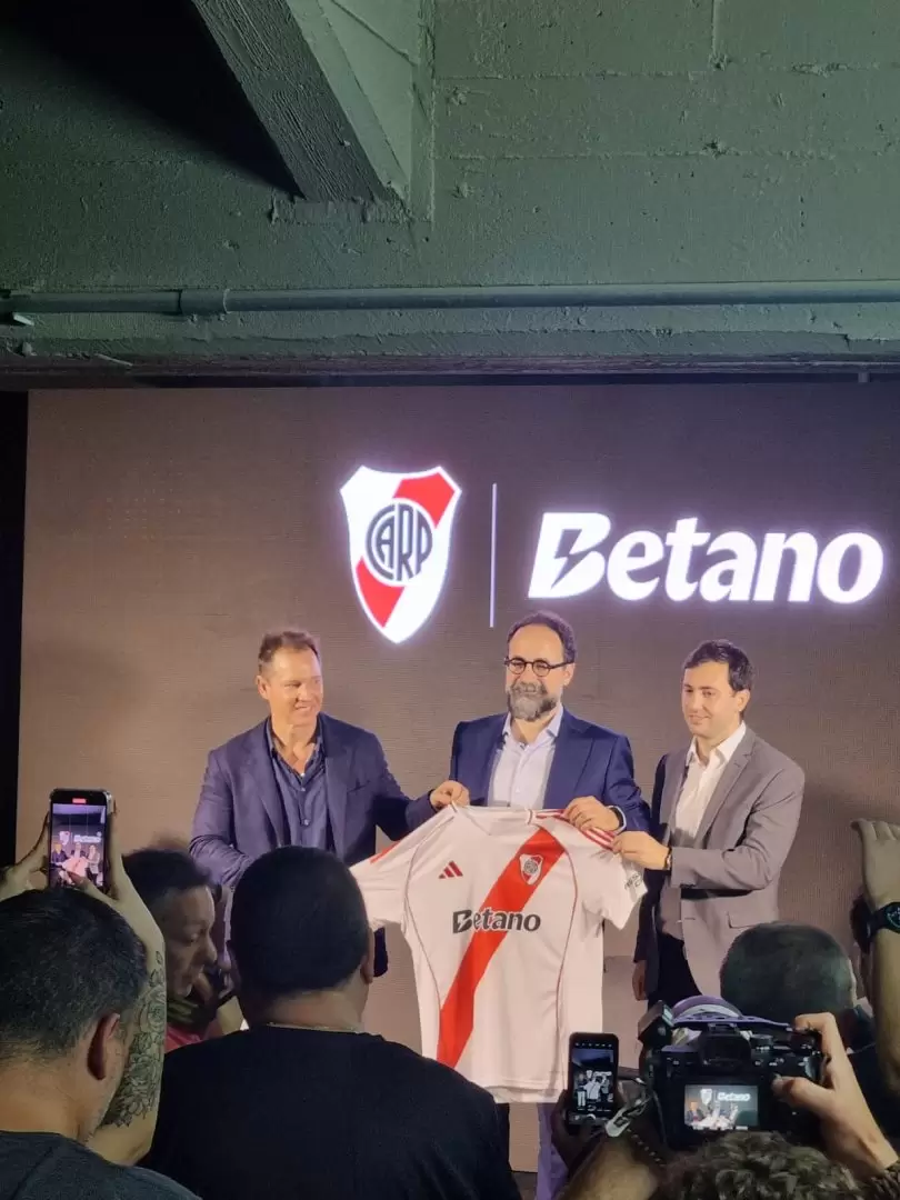 La presentación antes del River vs Velez