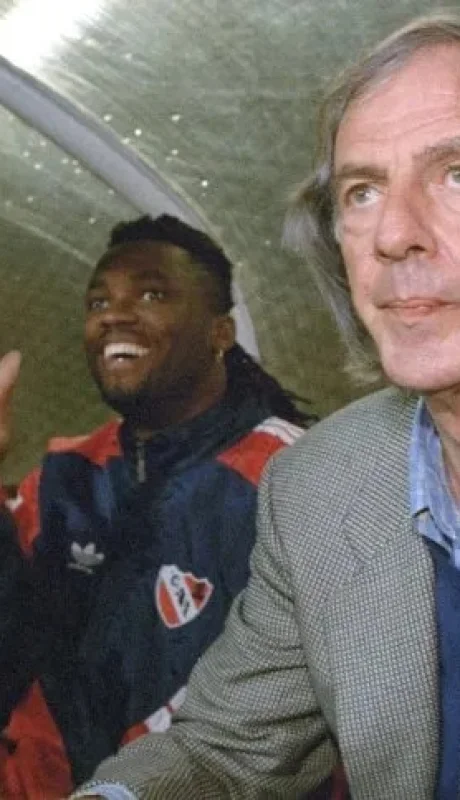 César Menotti dirigió varias veces al Rojo