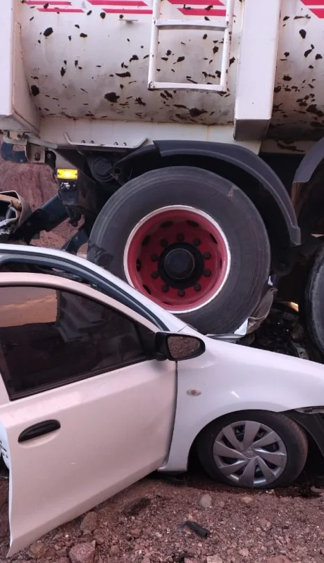 Tragedia en Alta Montaña, dos personas perdieron la vida en un accidente entre dos camiones y un auto. Fuente: Ministerio de Seguridad