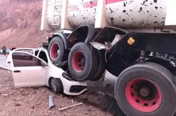 Murió la joven que iba en el auto que chocó con un camión en Uspallata