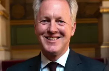 David Cairns es designado como el nuevo embajador inglés en Argentina