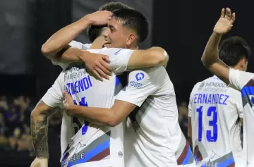 Godoy Cruz venció a Sportivo Luqueño y esta casi clasificado a la siguiente instancia