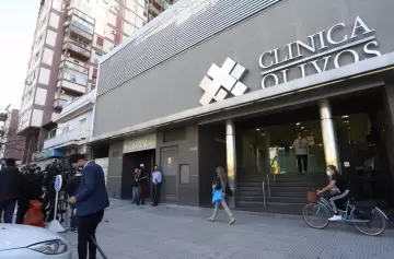 Fue allanada la clínica donde habían operado a Maradona