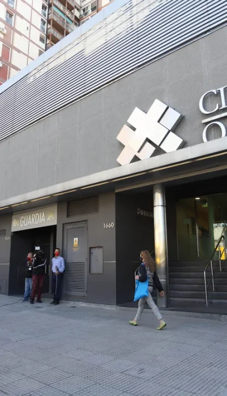 Clínica Olivos, donde operaron a Maradona./