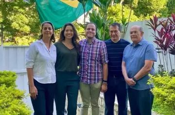 Una operación de extracción liberó a los refugiados en la embajada argentina