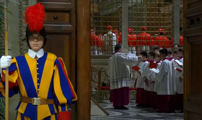 Comienzo del Cónclave.