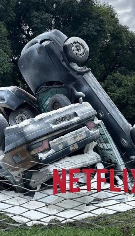 Plazas y avenidas intervenidas por escenas de la exitosa serie argentina.