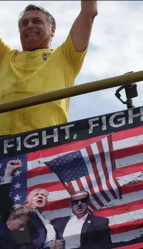 El exmandatario transitó una difícil cirugía que hizo dudar de su supervivencia.