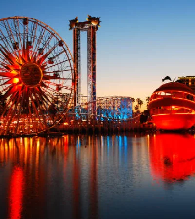 Disney abre un nuevo parque de atracciones.