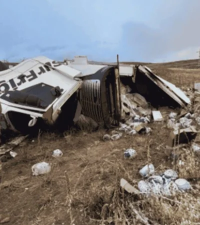 Camión volcado en Chubut.