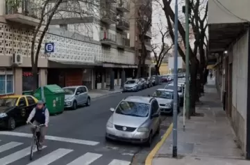 Reina el misterio sobre una mujer hallada sin vida en su departamento