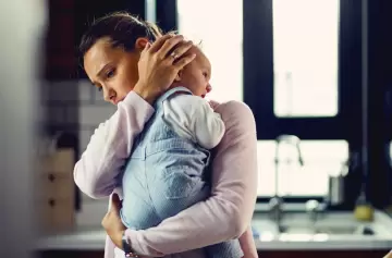 Pensamientos intrusivos, ansiedad y culpas: el otro lado de la maternidad