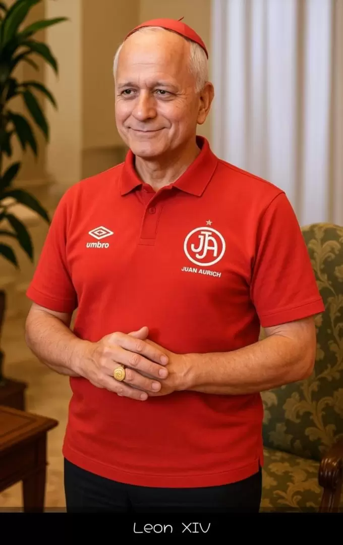 La simpática imagen hecha con Inteligencia artificial del Papa con la camiseta de Juan Aurich