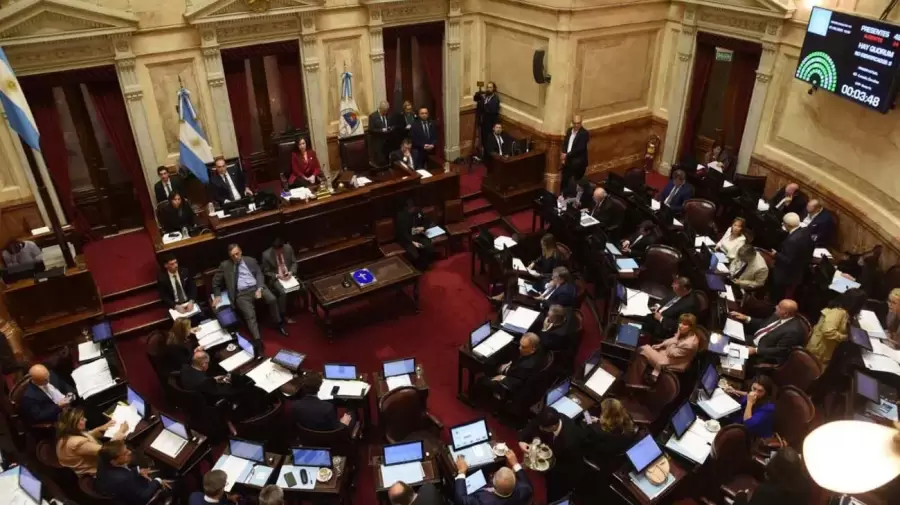 Histórica sesión del Senado