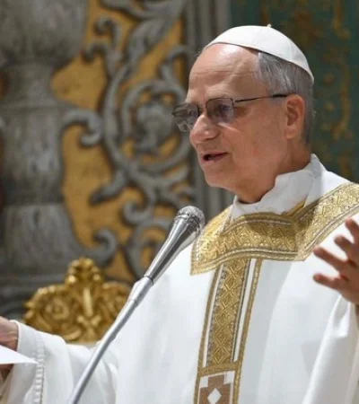 El nuevo papa León XIV ofició su preimera misa/ Fuente: Vaticano