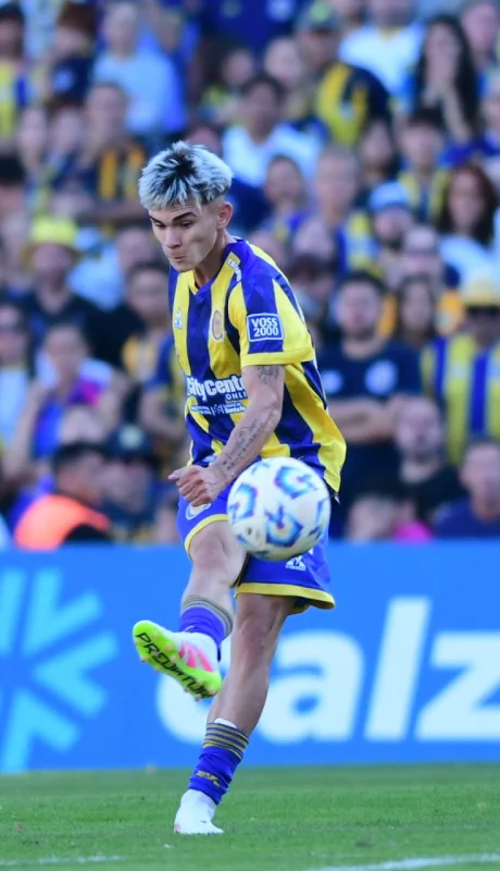 Quintana y Campaz llevan a Rosario Central a cuartos del Apertura 2025