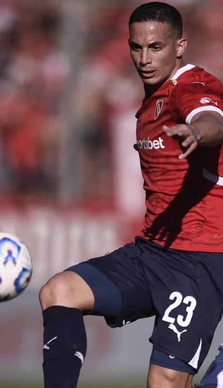 Diego Tarzia en la lucha con Sebastián Villa