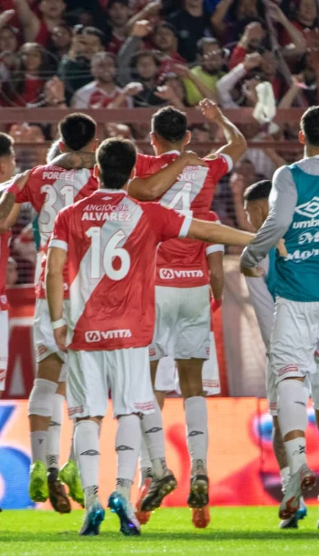 Argentinos Juniors jugará con San Lorenzo.