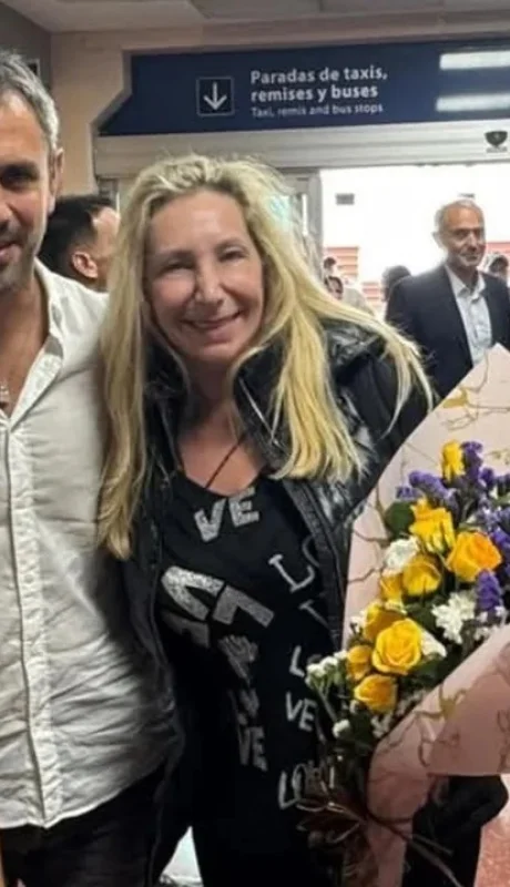 Karina Milei y Martín Menem junto a Olmedo y María Emilia Orozco.