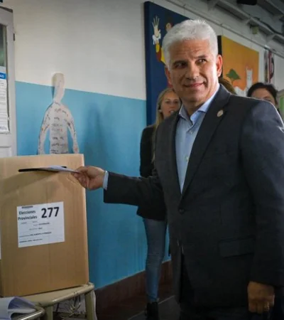 Claudio Javier Poggi, gobernador de San Luis.