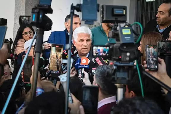 Escasa participación de votantes que rondó el 60%, por debajo del promedio histórico.