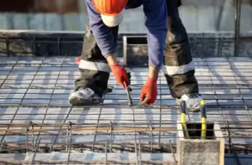 Construir sigue siendo más caro que comprar, pero el sector comienza a reactivarse