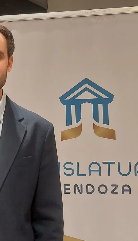 Senador y titular del PRO de Mendoza, Gabriel Pradines.