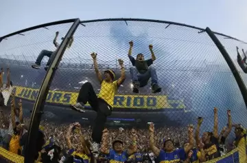 Entregan lista de barrabravas que no podrán ir al Mundial de Clubes