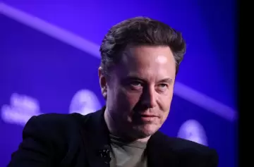 "Toda la vida será destruida": Elon Musk le pone fecha al fin del mundo