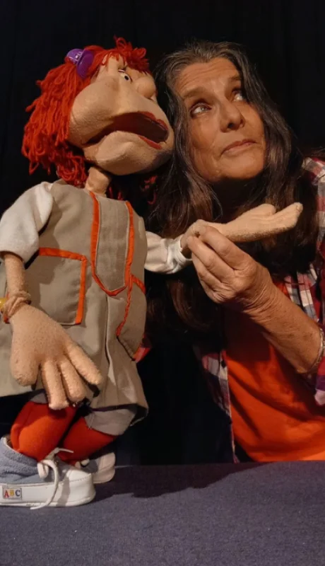 Humor, emoción y títeres: así se vive el teatro en Mendoza