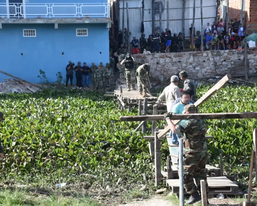 Paso ilegal en la frontera con Paraguay